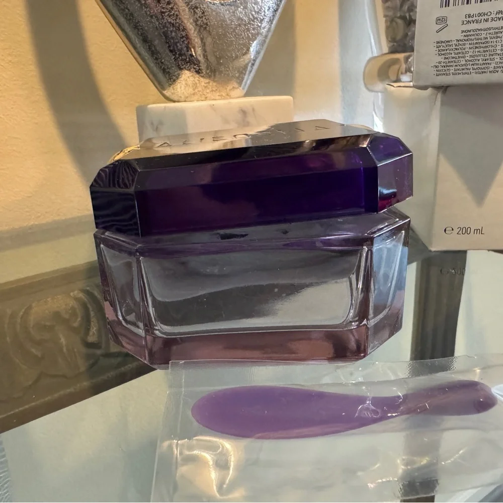 Thierry Mugler Alien Beautifying‎ Body Cream